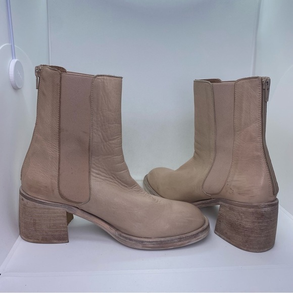 Free People Essential Chelsea Boot Size 37 US 7 - Picture 3 of 5